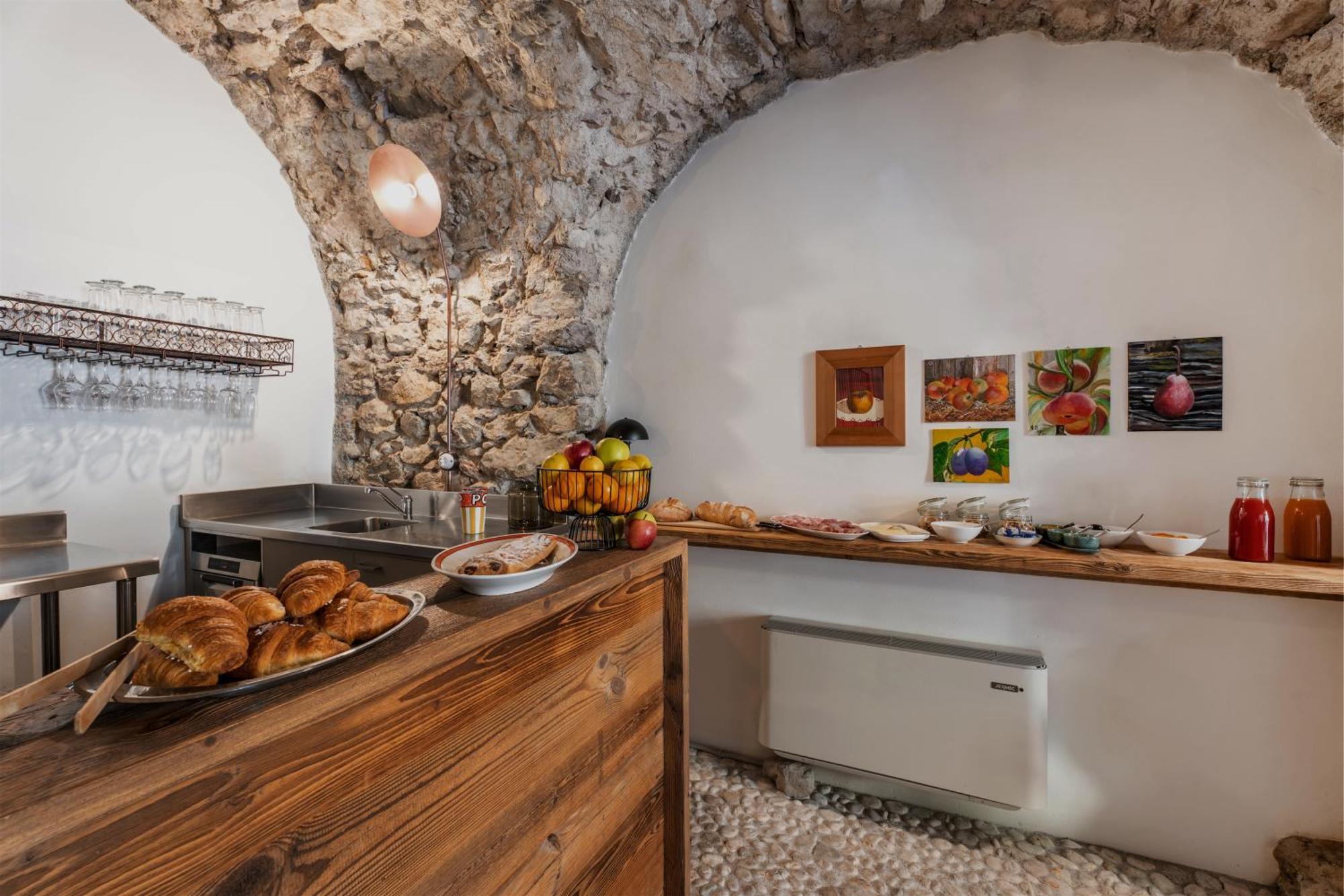Pietra Rara Apartments Pietramurata Εξωτερικό φωτογραφία