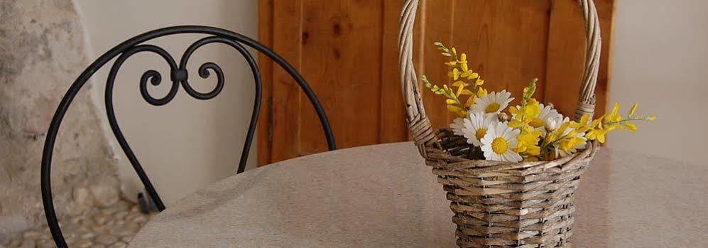 Pietra Rara Apartments Pietramurata Εξωτερικό φωτογραφία